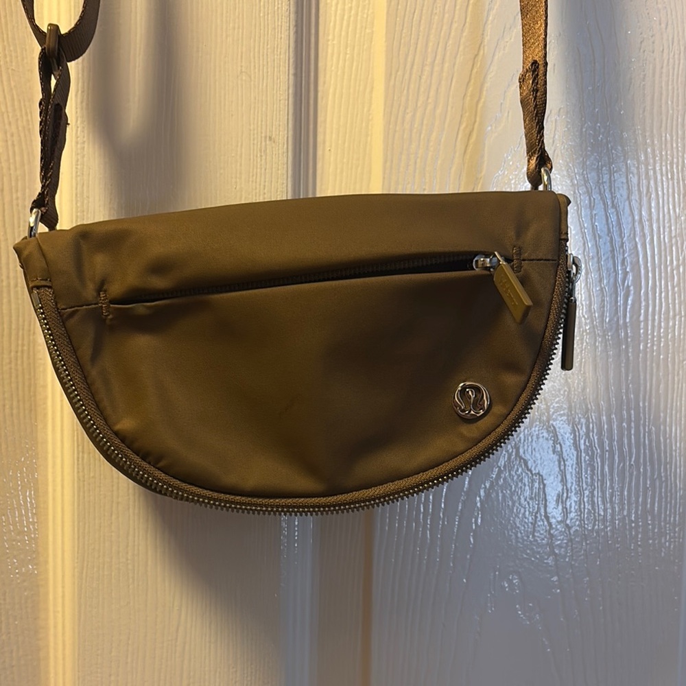 Lululemon Brown Crossbody Festival Bag Micro 2L
